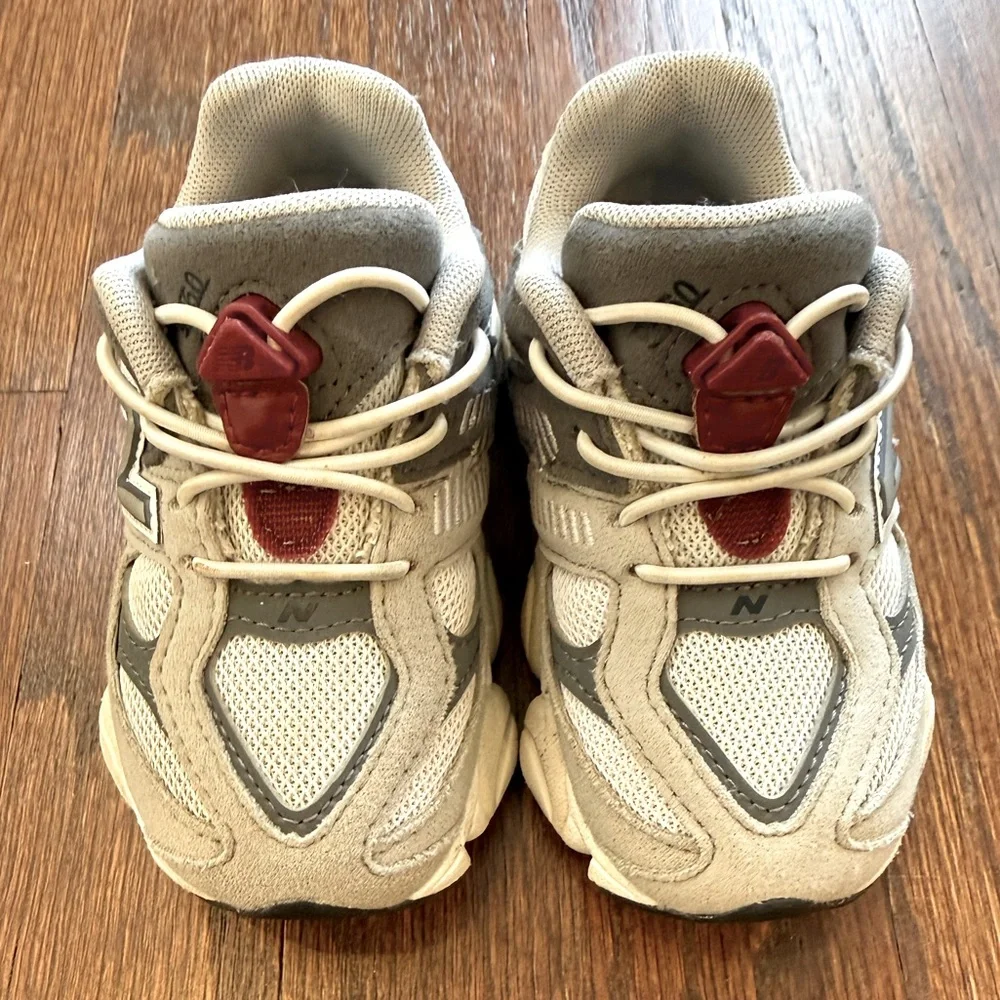New Balance 9060 - Picture 1 of 7